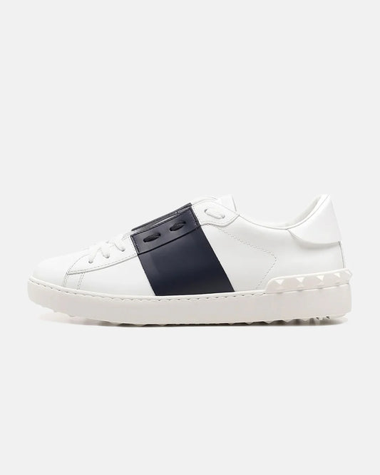Valentino Garavani white black